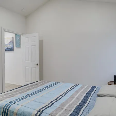 Villa Sleek And Modern El Paso Retreat About 6 Mi To Downtown!